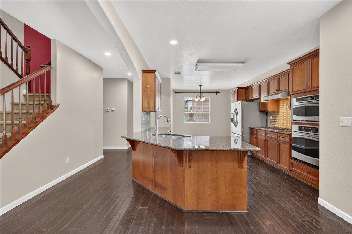 4342 W Artemisa Dr, Fresno, CA 93722