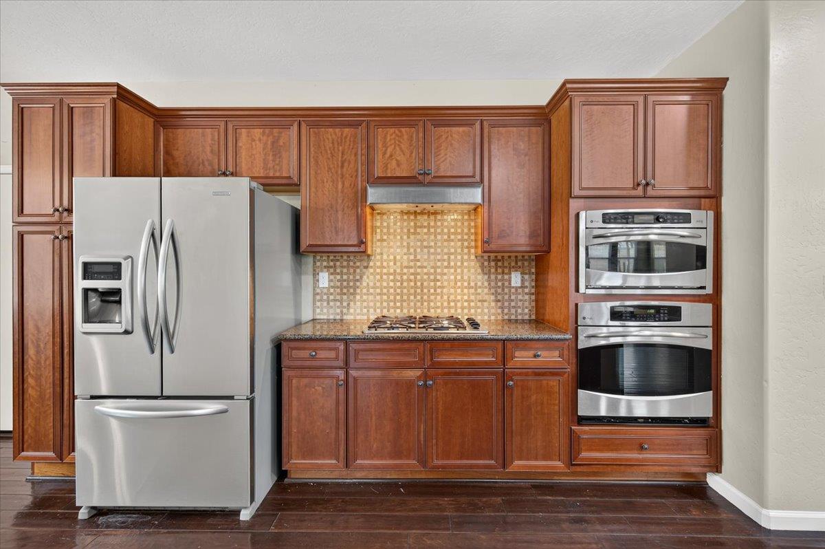 4342 W Artemisa Dr, Fresno, CA 93722