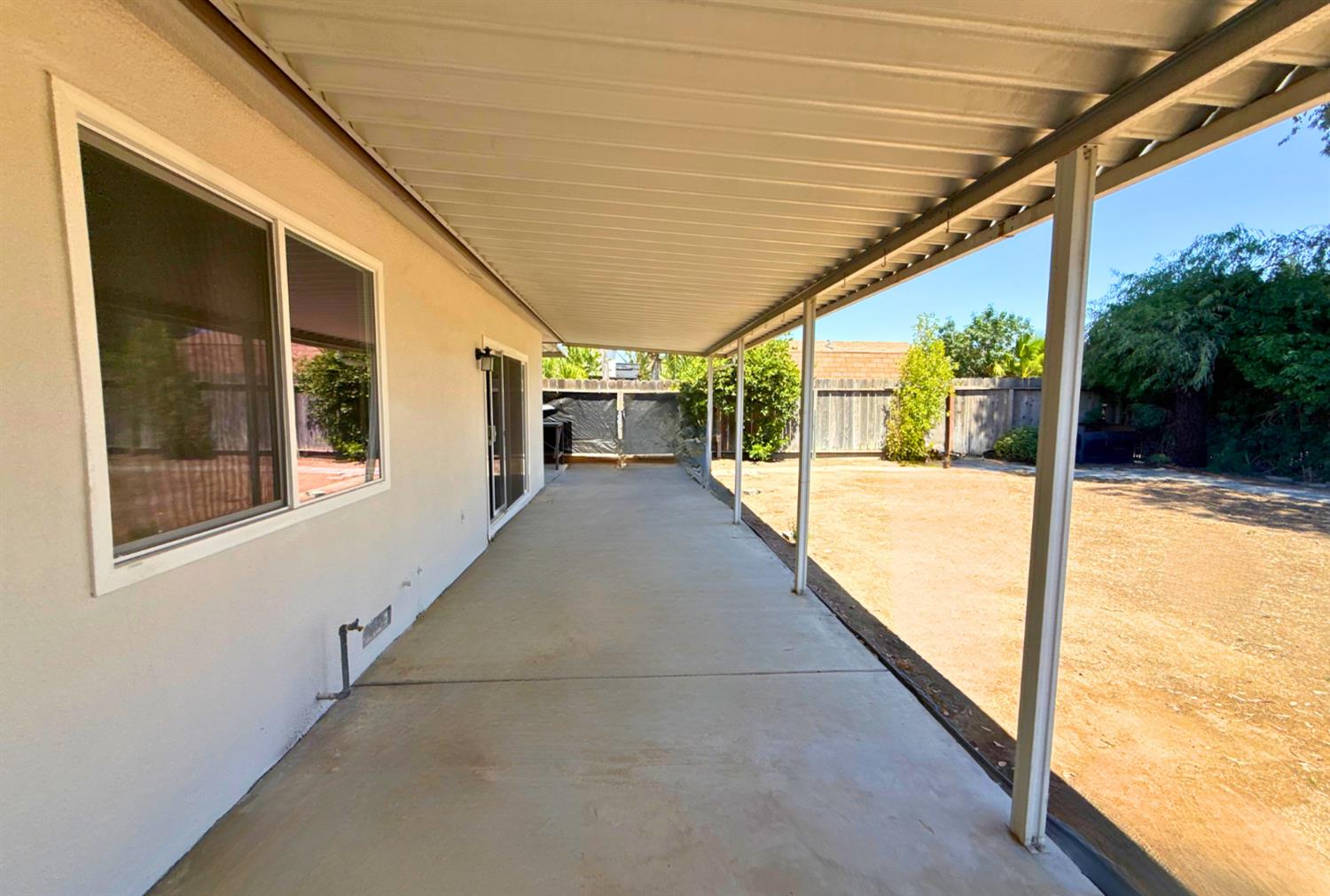 238 W Swift Ave, Clovis, CA 93612
