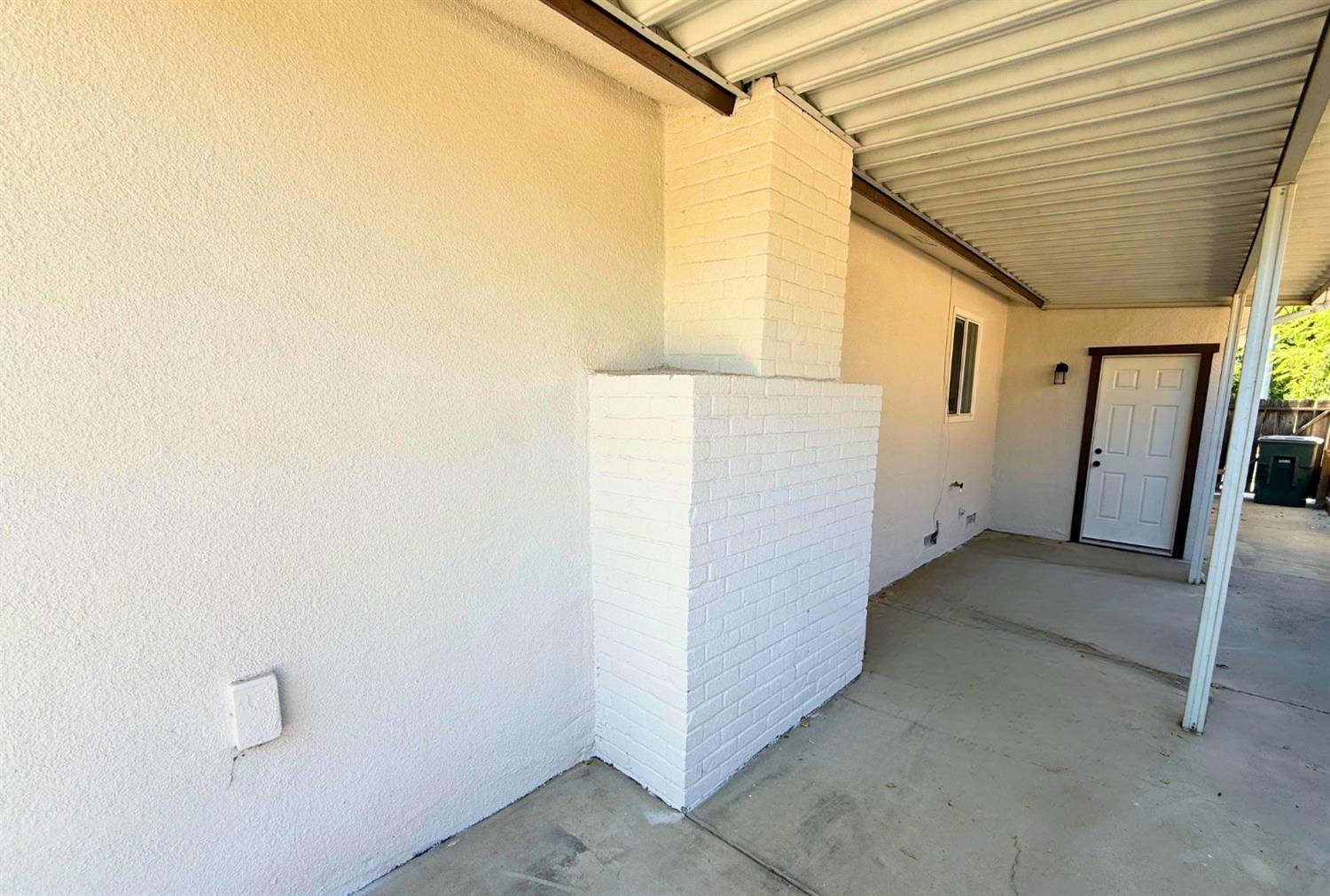 238 W Swift Ave, Clovis, CA 93612