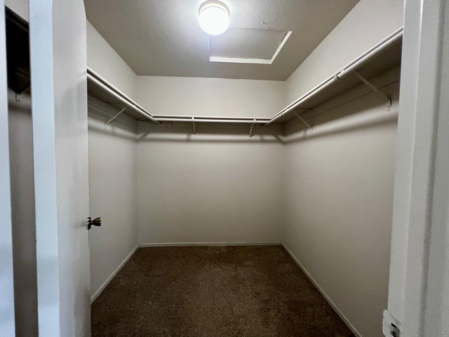 13608 S Academy, Kingsburg, CA 93631