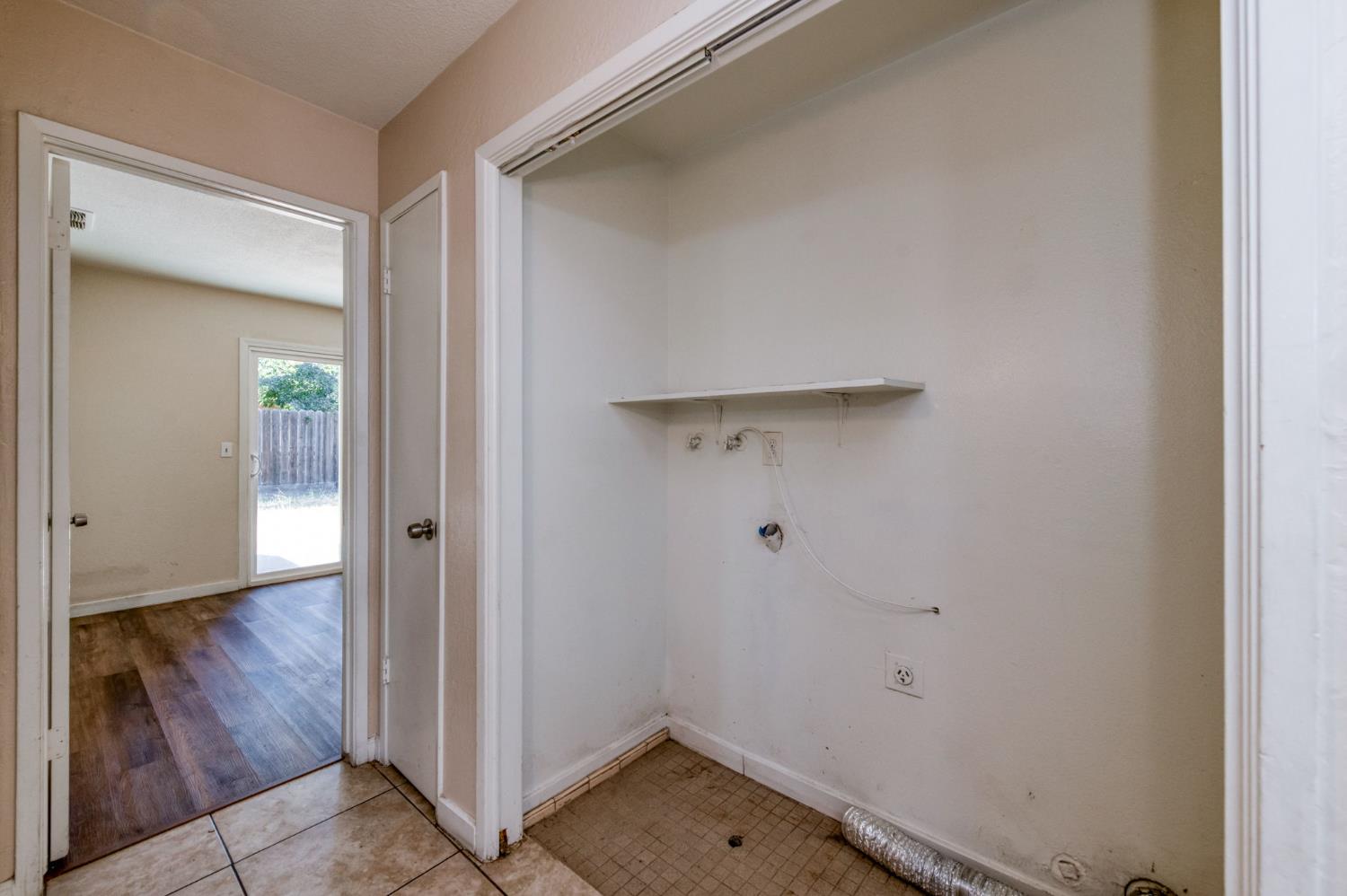4372 N Cornelia Ave, Fresno, CA 93722