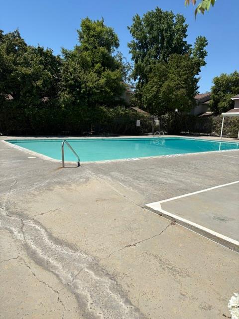 4761 N Cedar Ave #102, Fresno, CA 93726