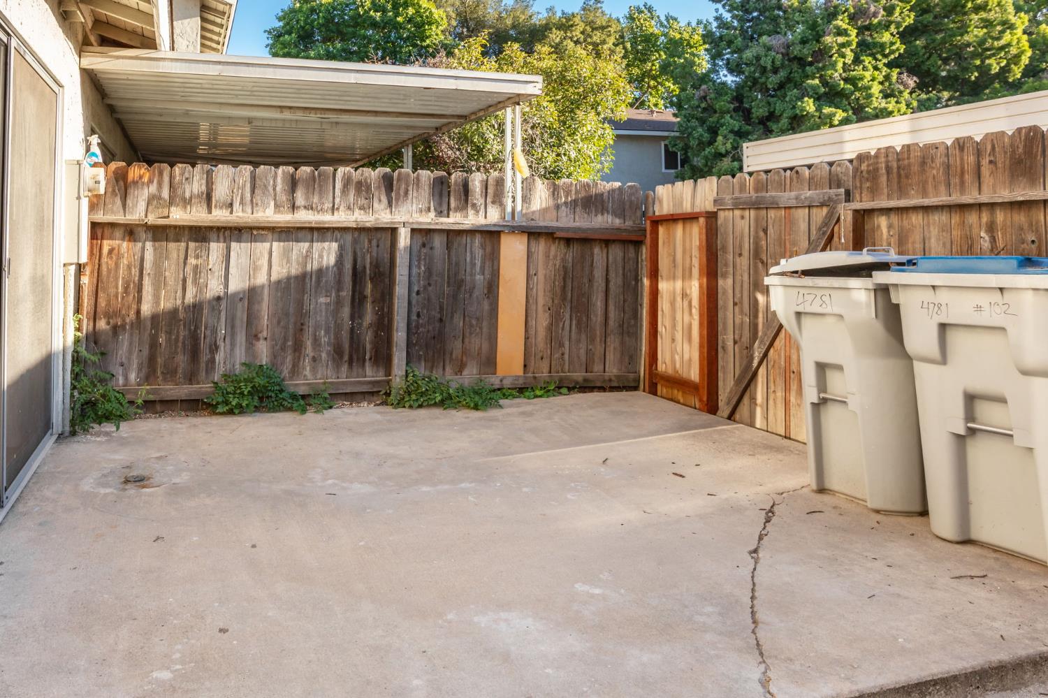 4761 N Cedar Ave #102, Fresno, CA 93726