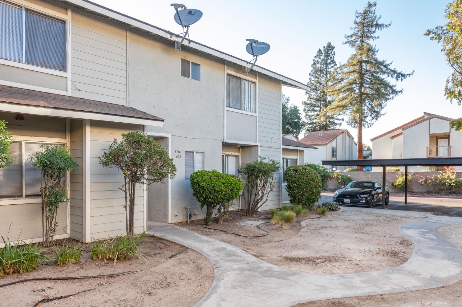 4761 N Cedar Ave #102, Fresno, CA 93726
