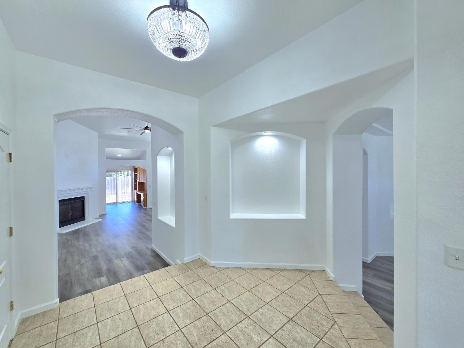 6517 E Amherst Ave, Fresno, CA 93727