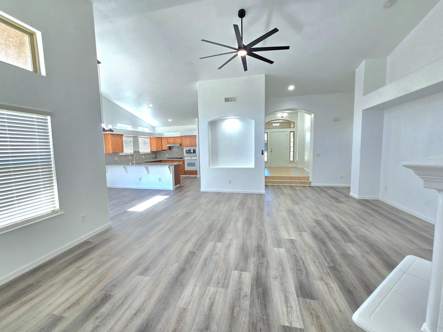 6517 E Amherst Ave, Fresno, CA 93727