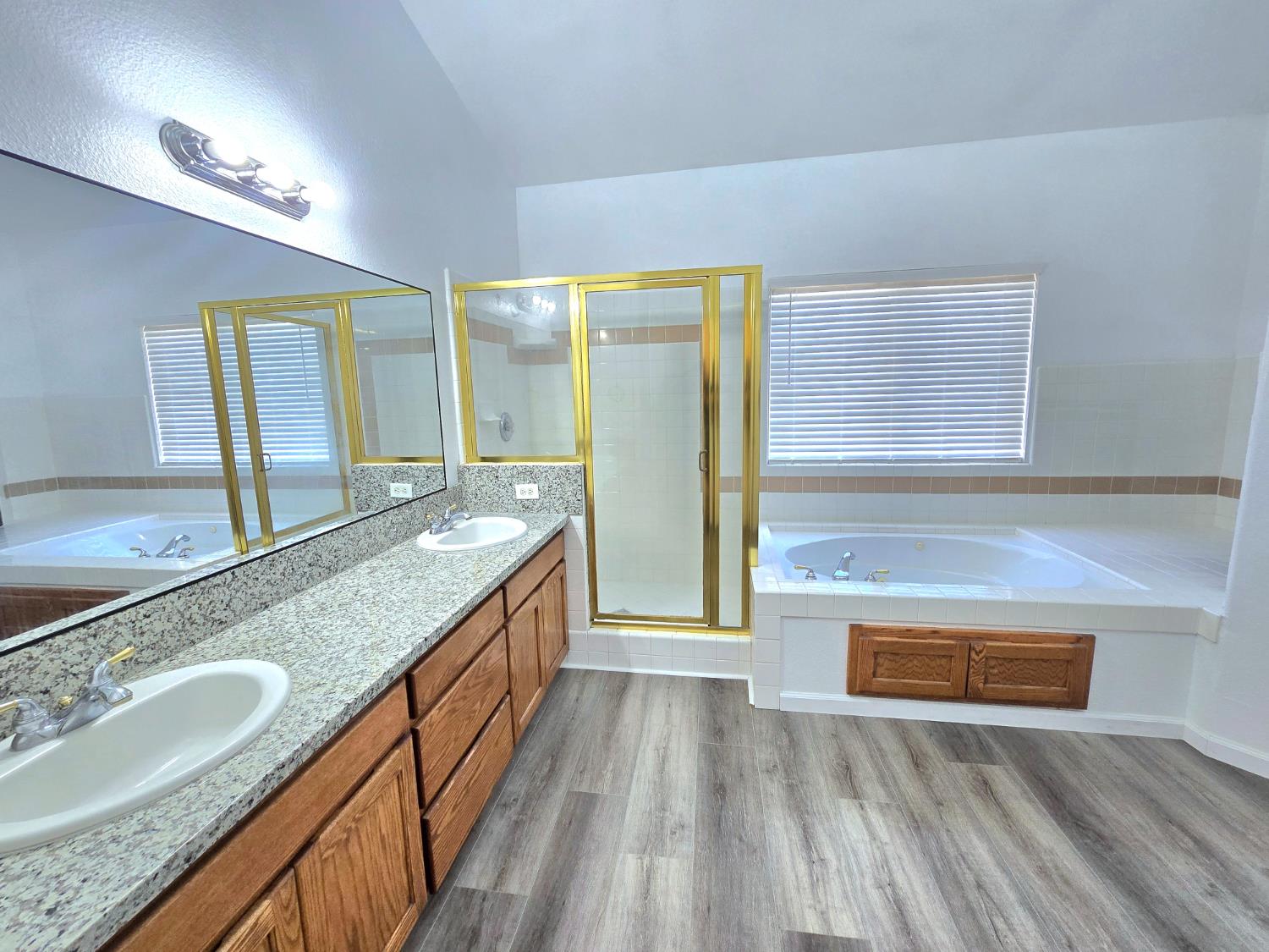 6517 E Amherst Ave, Fresno, CA 93727