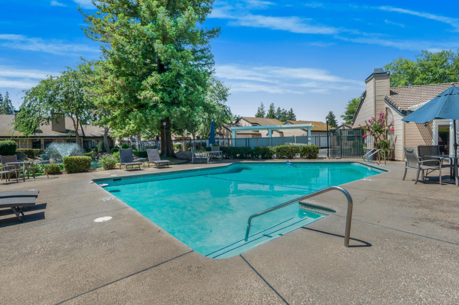 474 E Alluvial Ave #129, Fresno, CA 93720