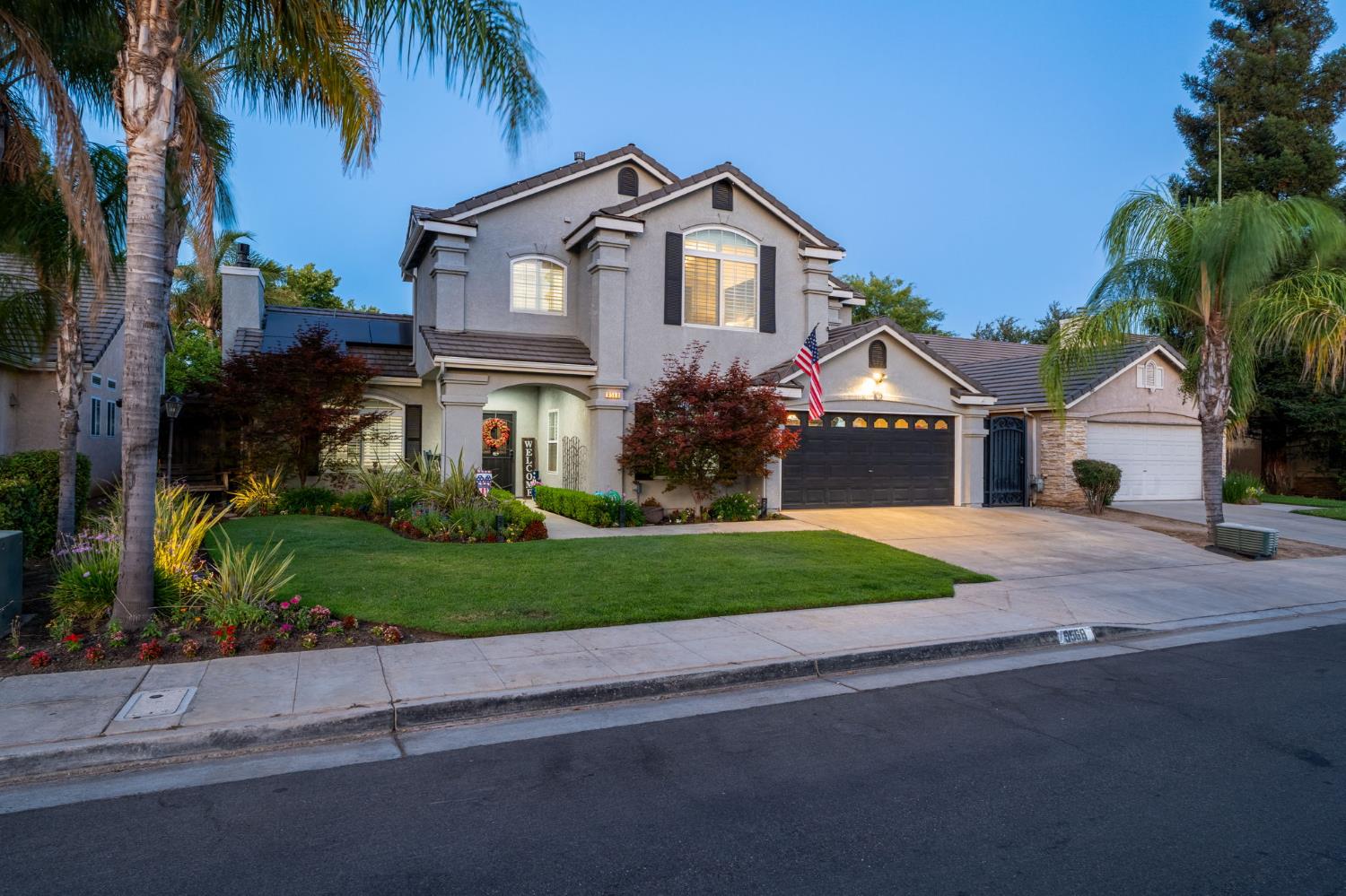 9568 N Ann Ave, Fresno, CA 93720