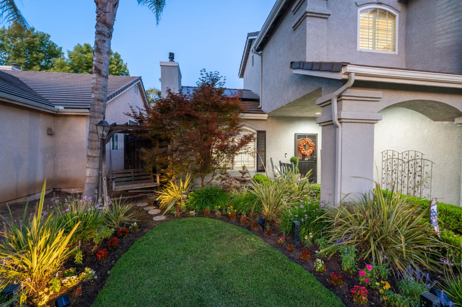 9568 N Ann Ave, Fresno, CA 93720