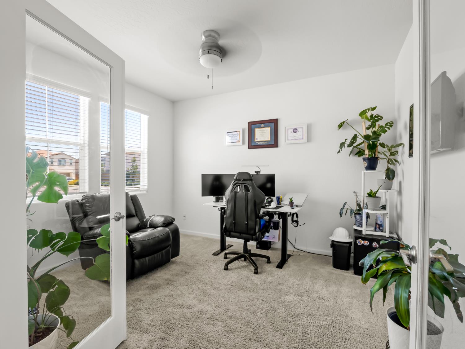 4225 N Sandrini Ave, Fresno, CA 93723