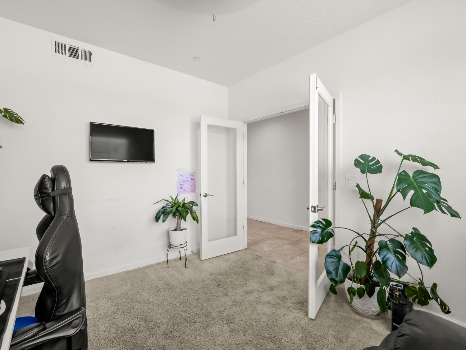 4225 N Sandrini Ave, Fresno, CA 93723
