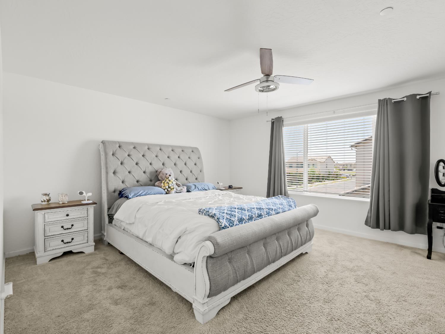 4225 N Sandrini Ave, Fresno, CA 93723