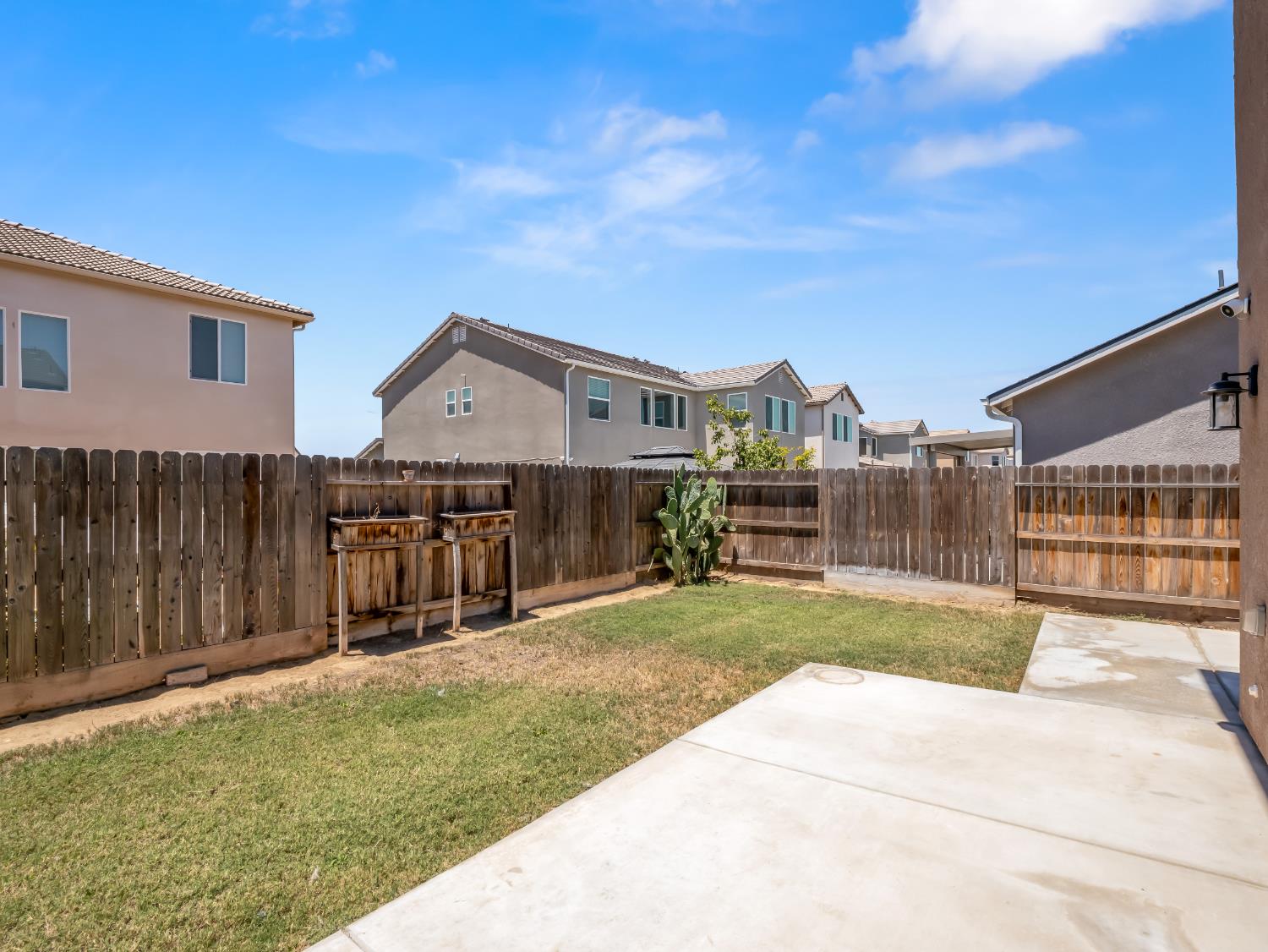 4225 N Sandrini Ave, Fresno, CA 93723