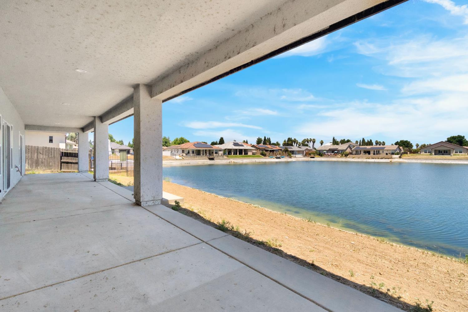 8215 LAKE SHORE DRIVE, Chowchilla, CA 93610