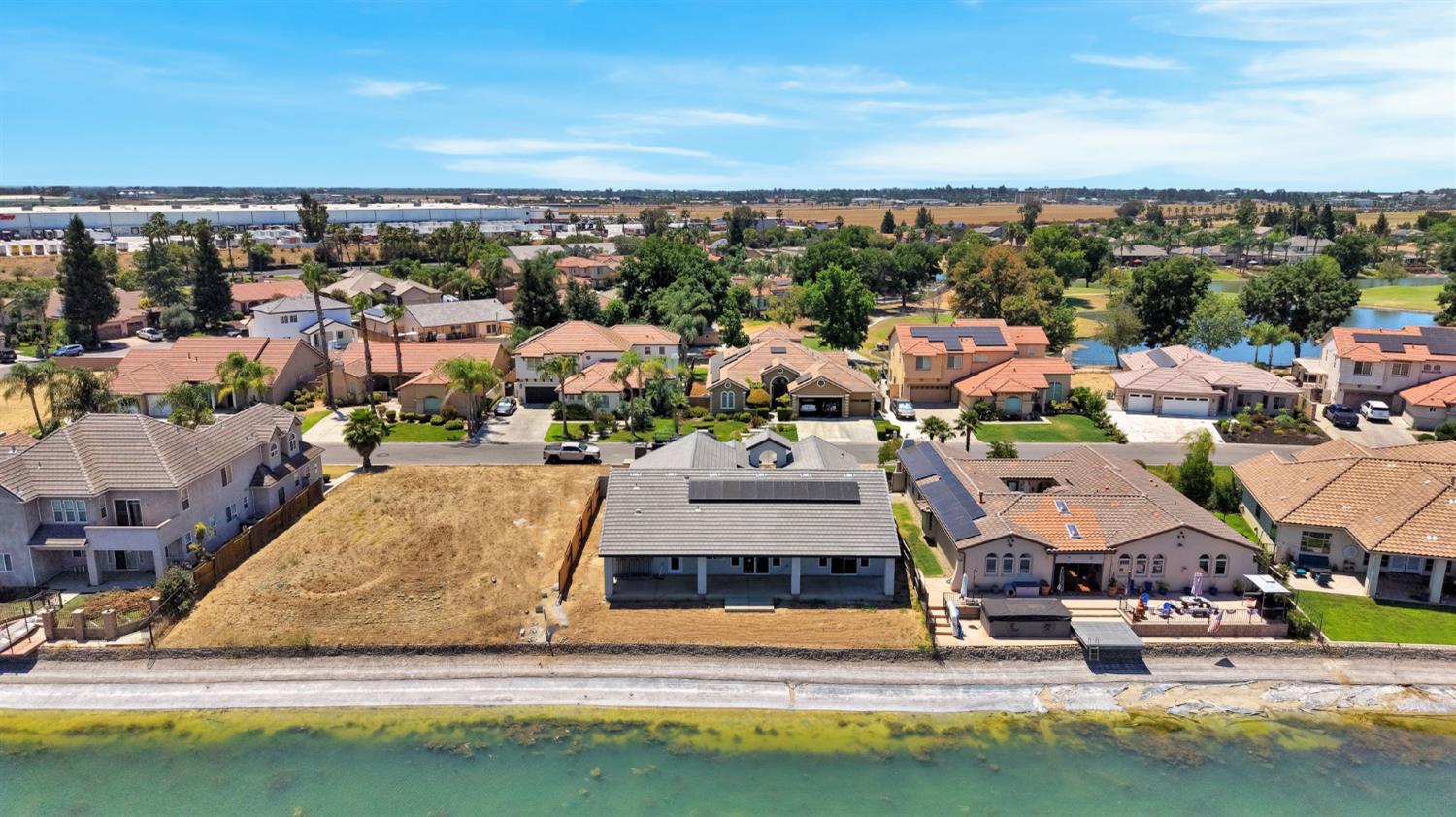 8215 LAKE SHORE DRIVE, Chowchilla, CA 93610