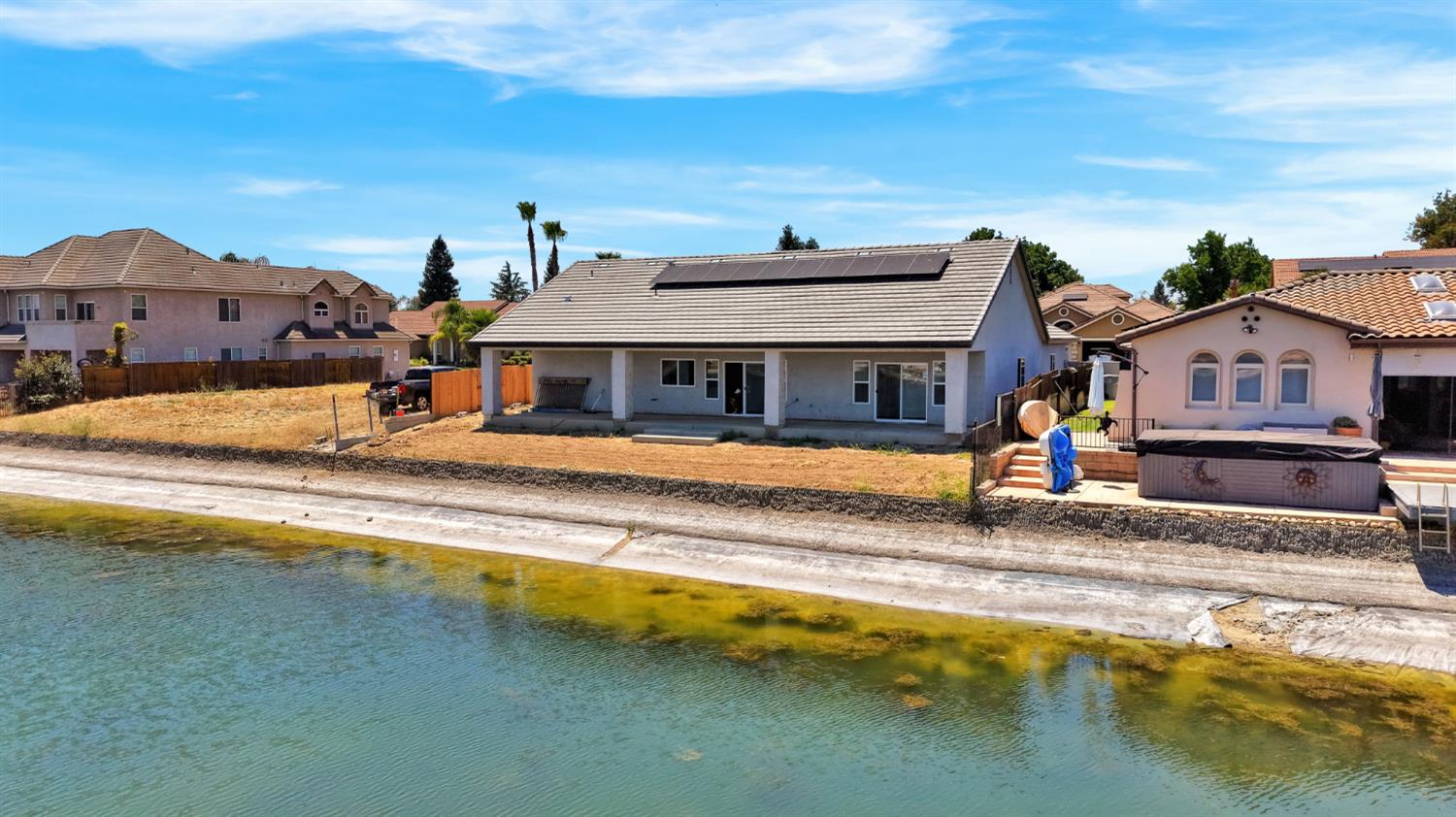 8215 LAKE SHORE DRIVE, Chowchilla, CA 93610
