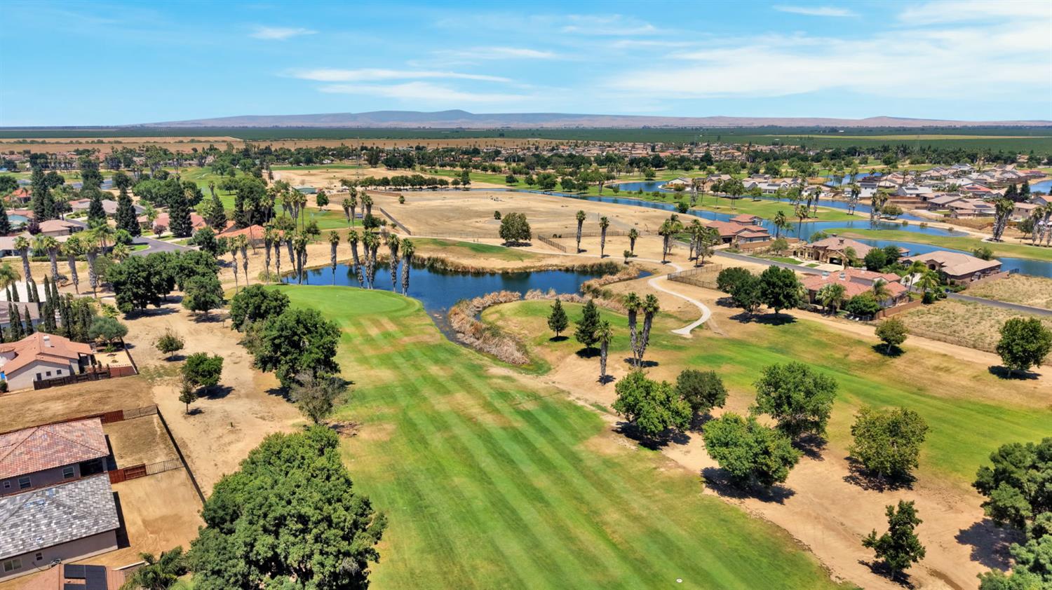 8215 LAKE SHORE DRIVE, Chowchilla, CA 93610