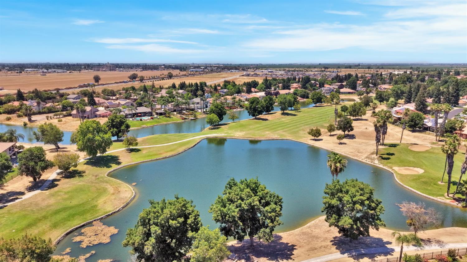 8215 LAKE SHORE DRIVE, Chowchilla, CA 93610