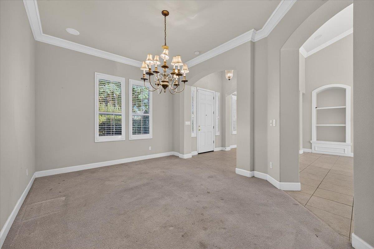 11 W Jordan Ave, Clovis, CA 93611