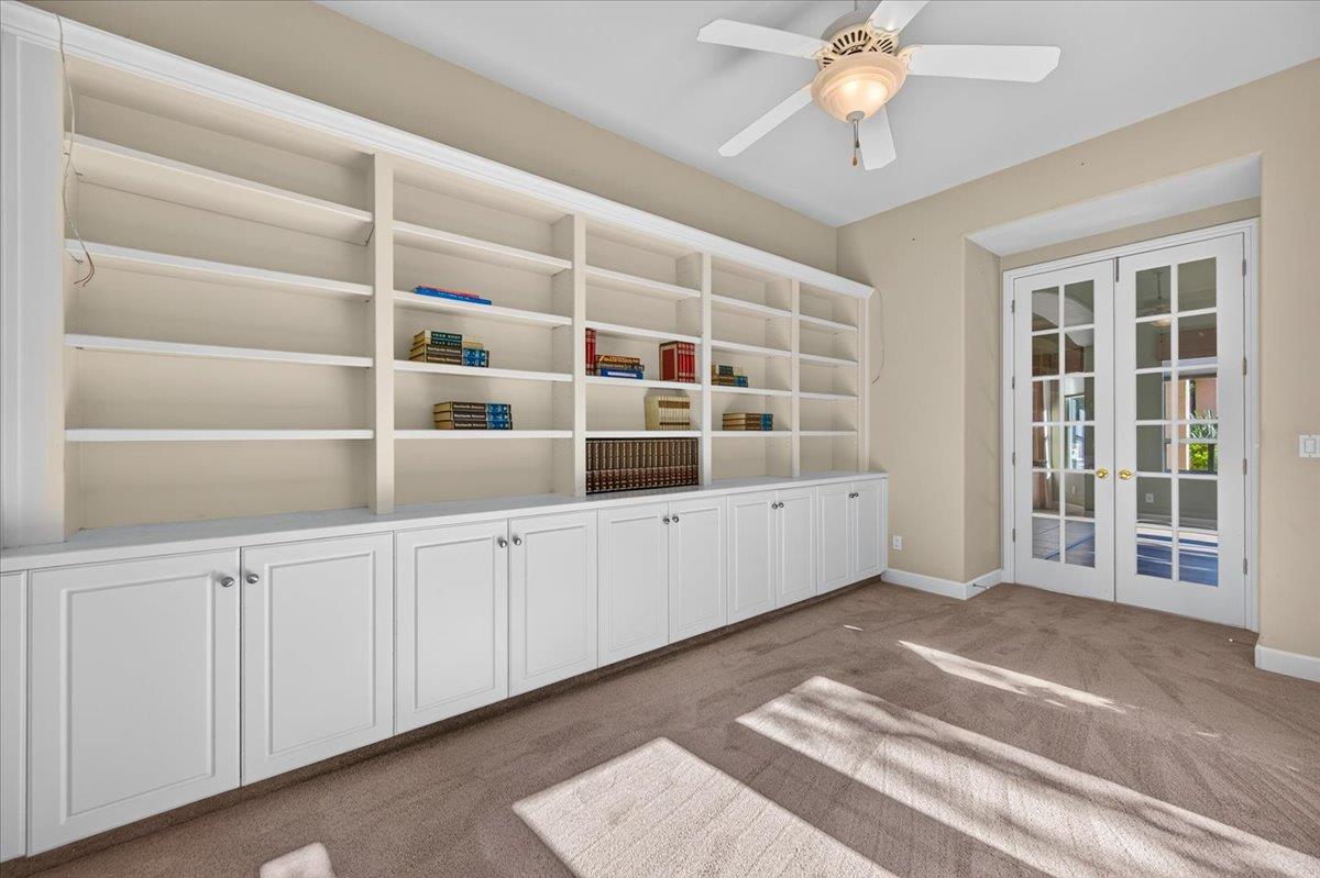 11 W Jordan Ave, Clovis, CA 93611