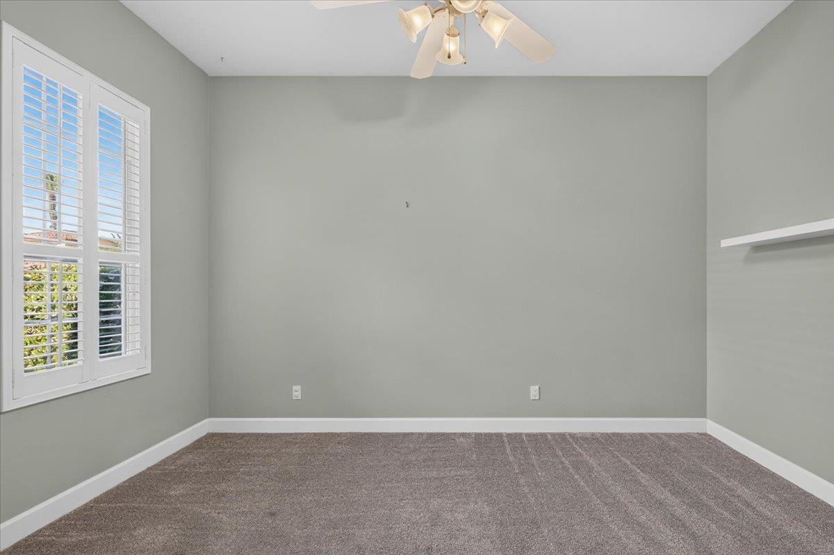 11 W Jordan Ave, Clovis, CA 93611