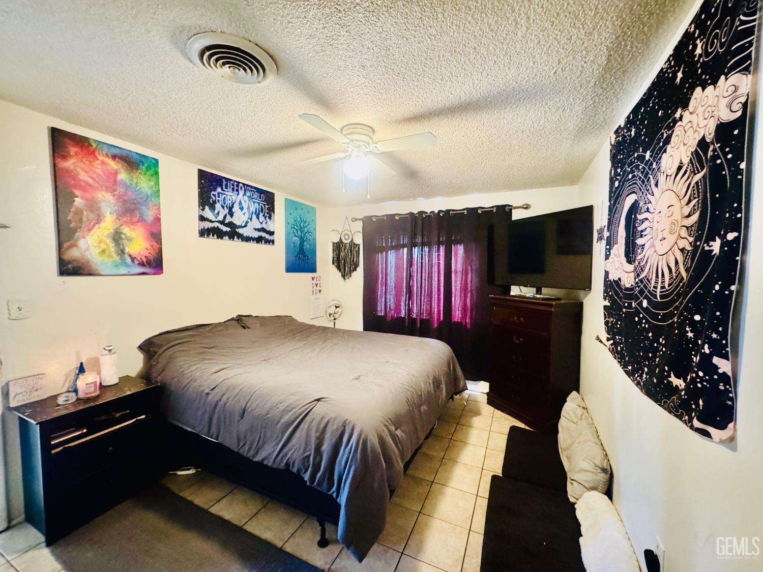 713 Iris St, Bakersfield, CA 93308