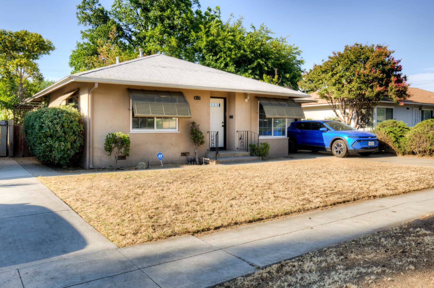 1426 W Weldon Ave, Fresno, CA 93705