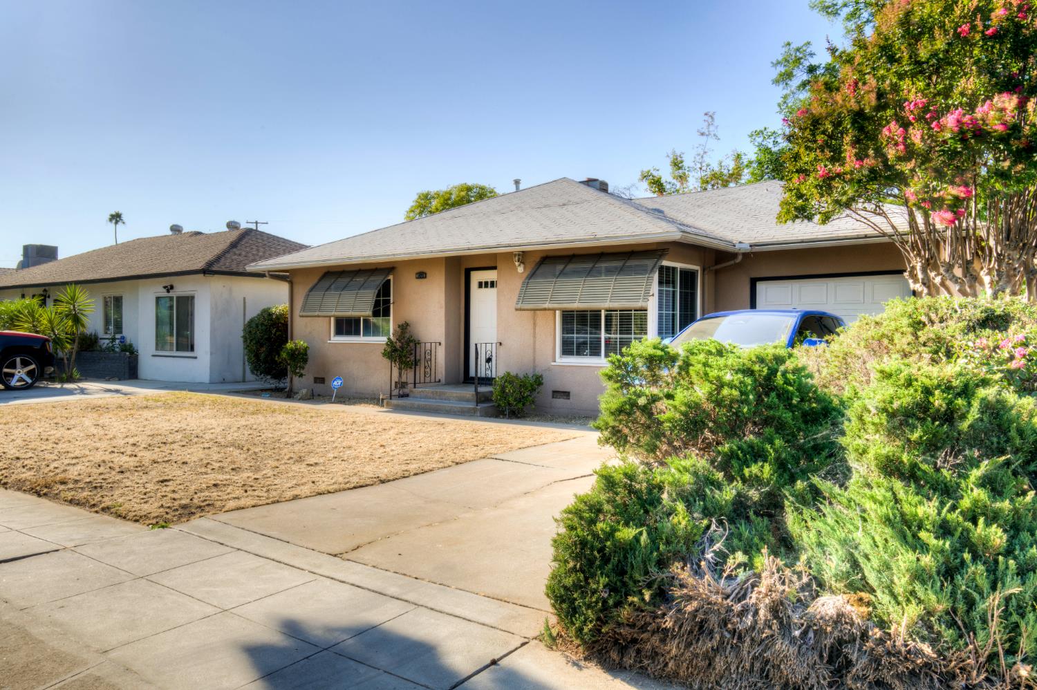 1426 W Weldon Ave, Fresno, CA 93705