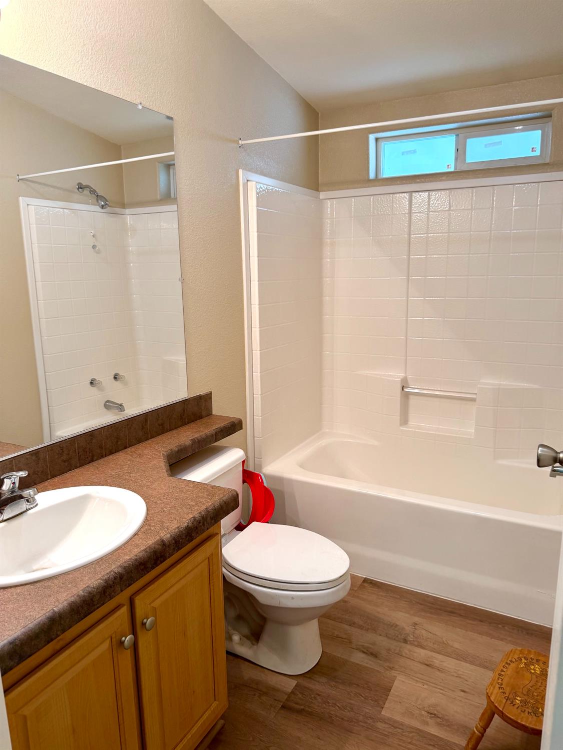 860 E Grangeville Blvd #SP 92, Hanford, CA 93230