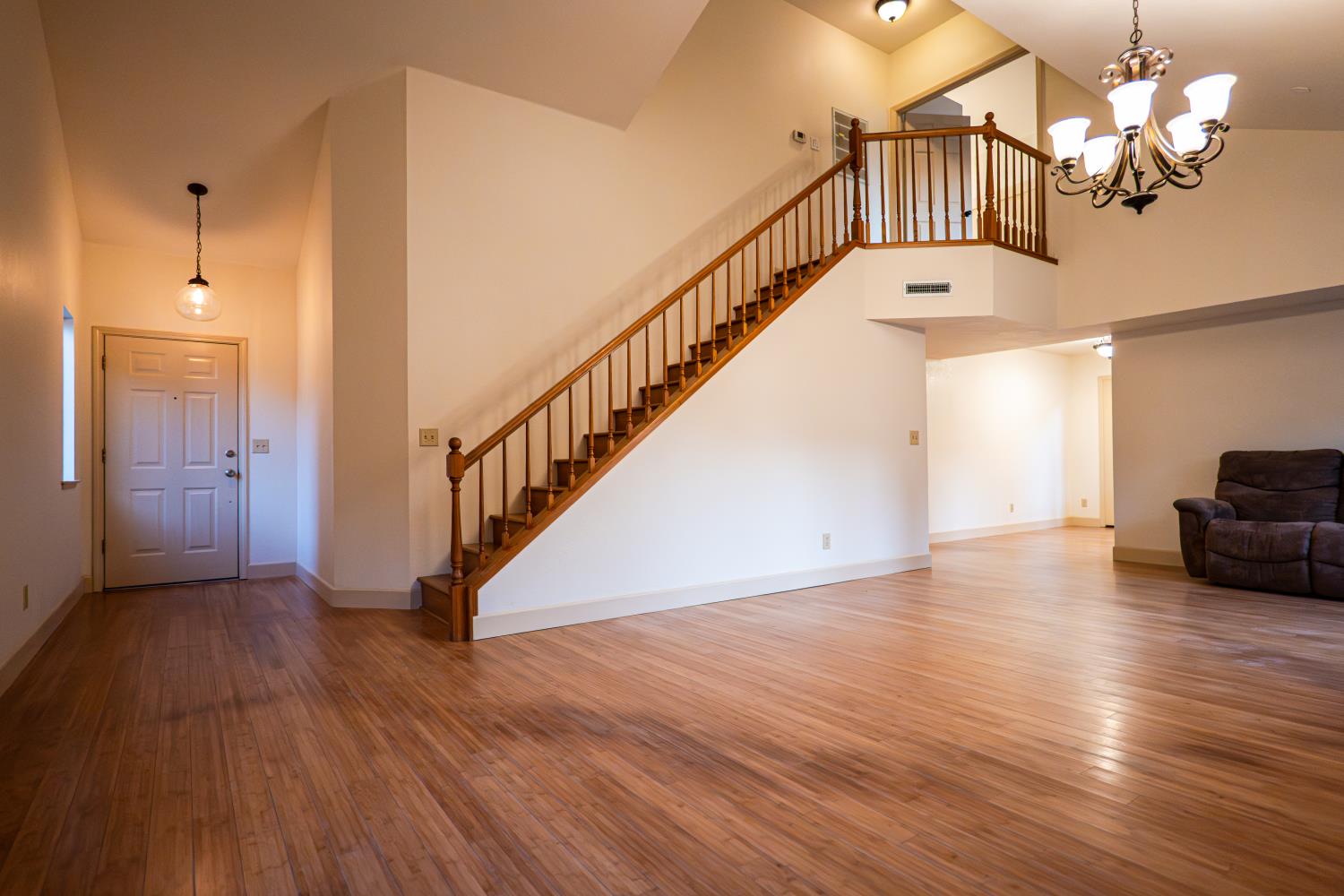 5427 N Aurora Ave, Fresno, CA 93722
