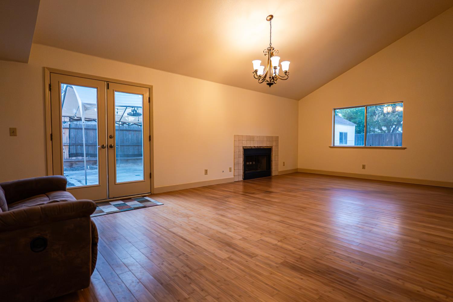 5427 N Aurora Ave, Fresno, CA 93722