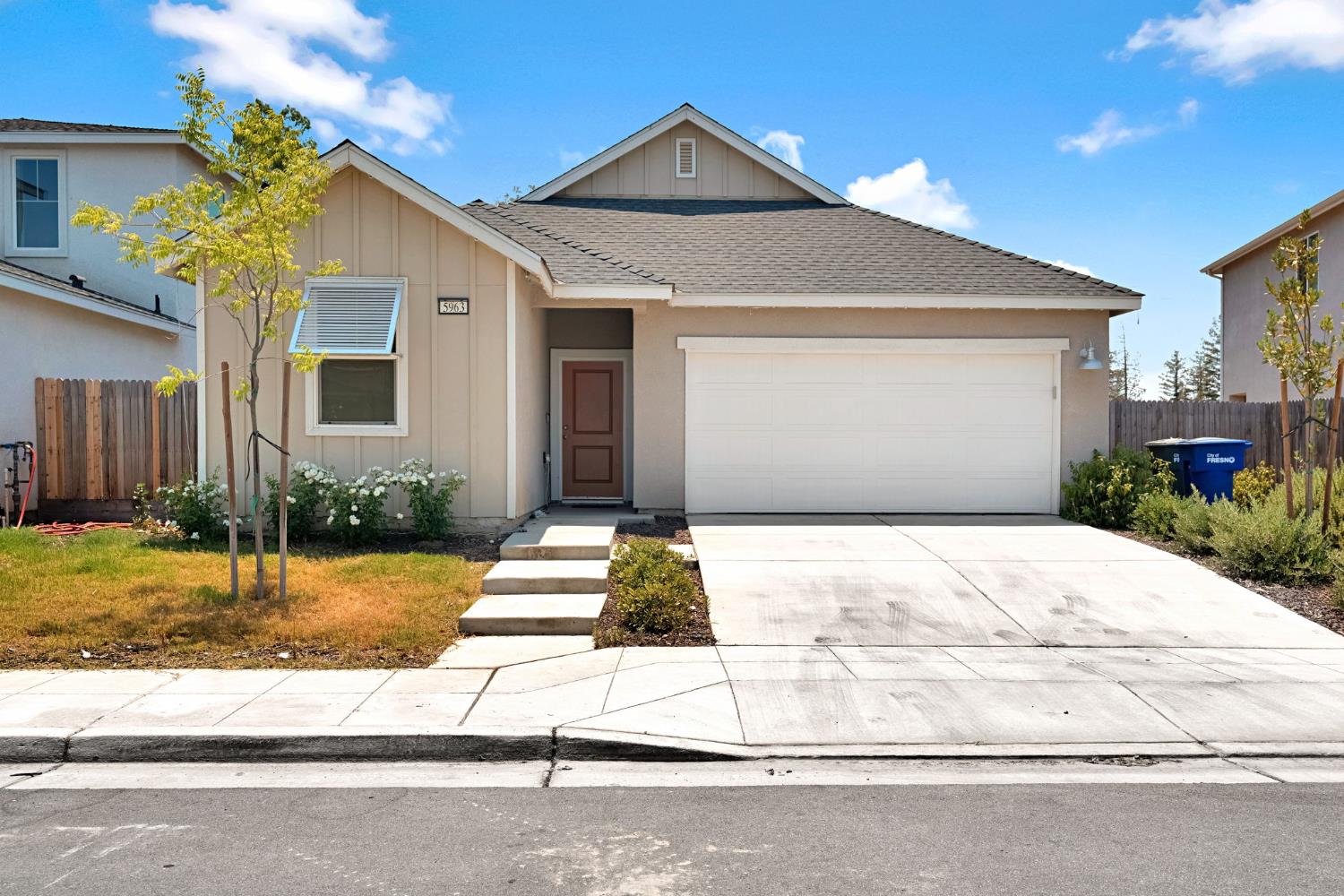 5963 W Laguna Ave, Fresno, CA 93722