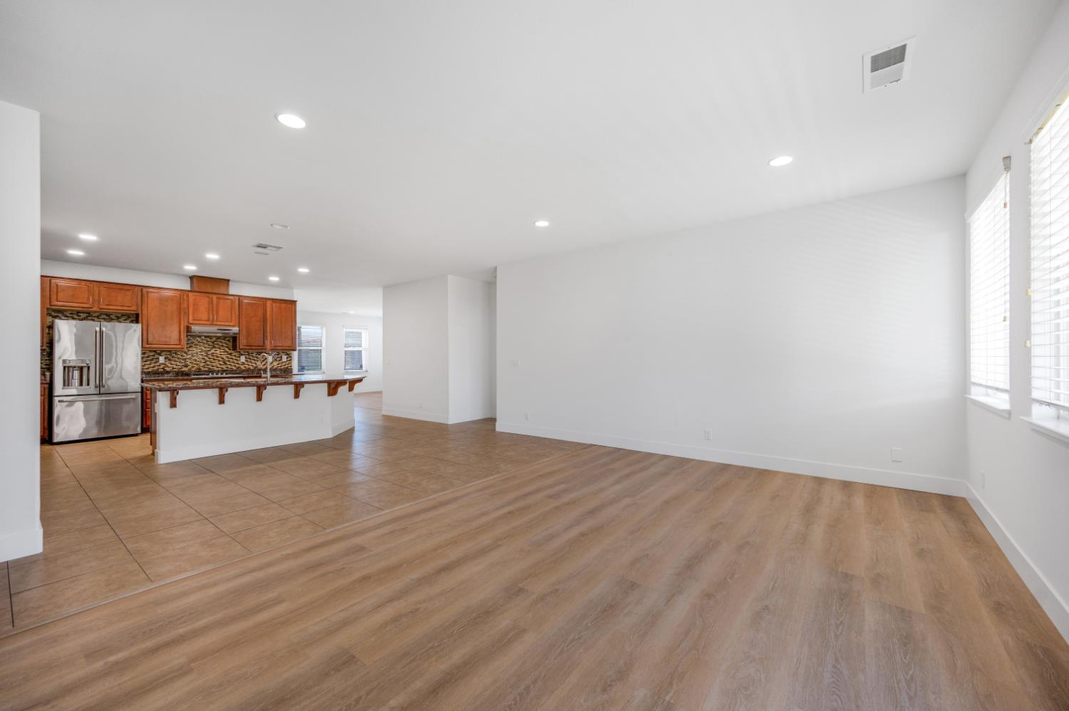 5294 E Geary St, Fresno, CA 93727