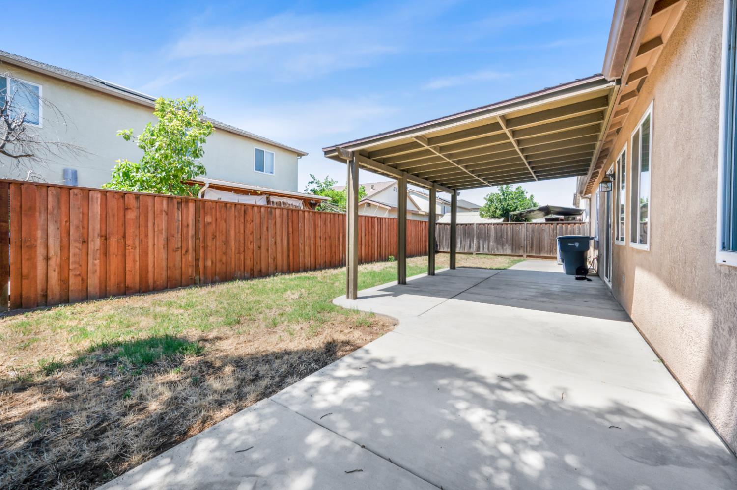 5294 E Geary St, Fresno, CA 93727