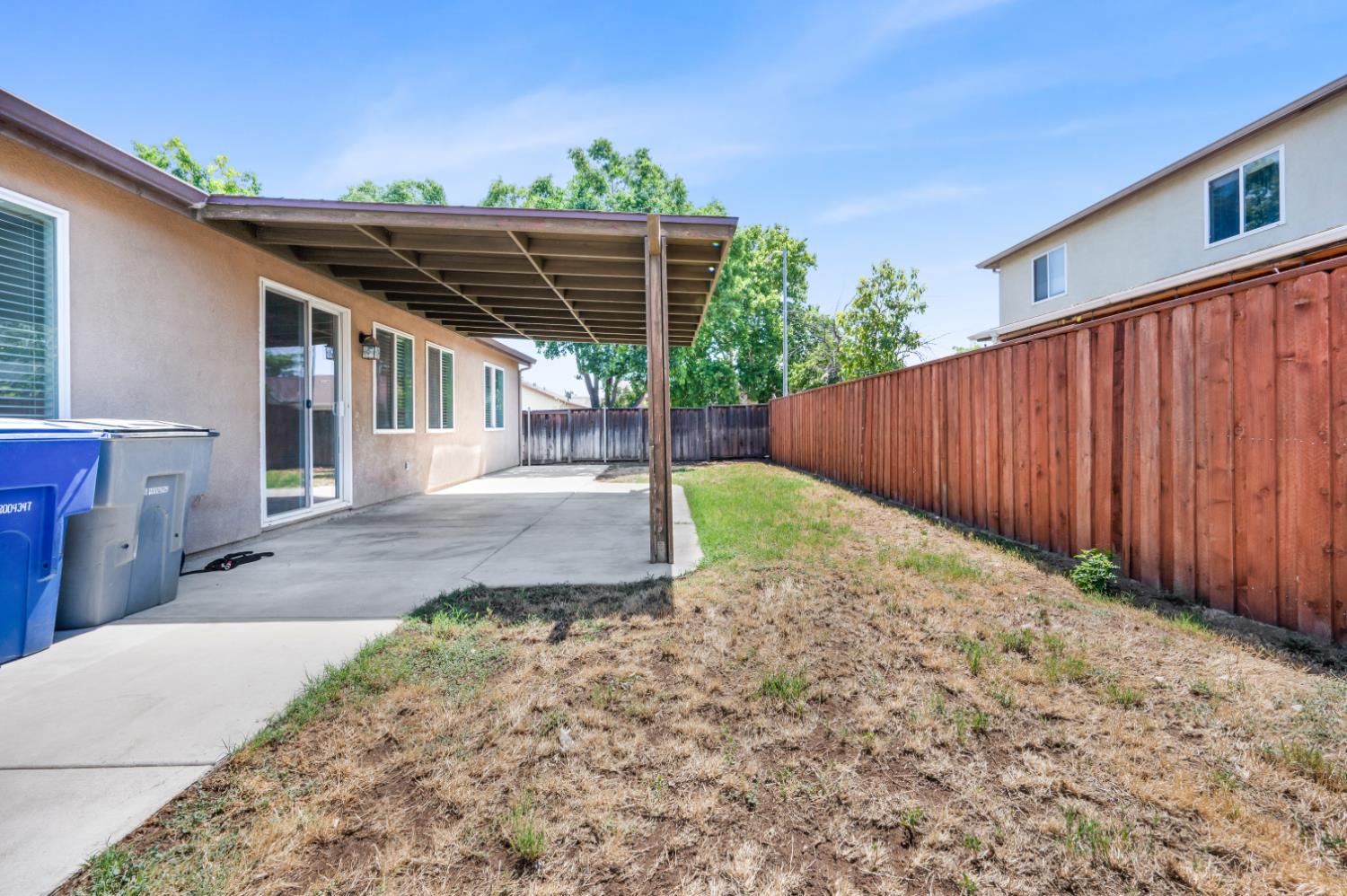 5294 E Geary St, Fresno, CA 93727