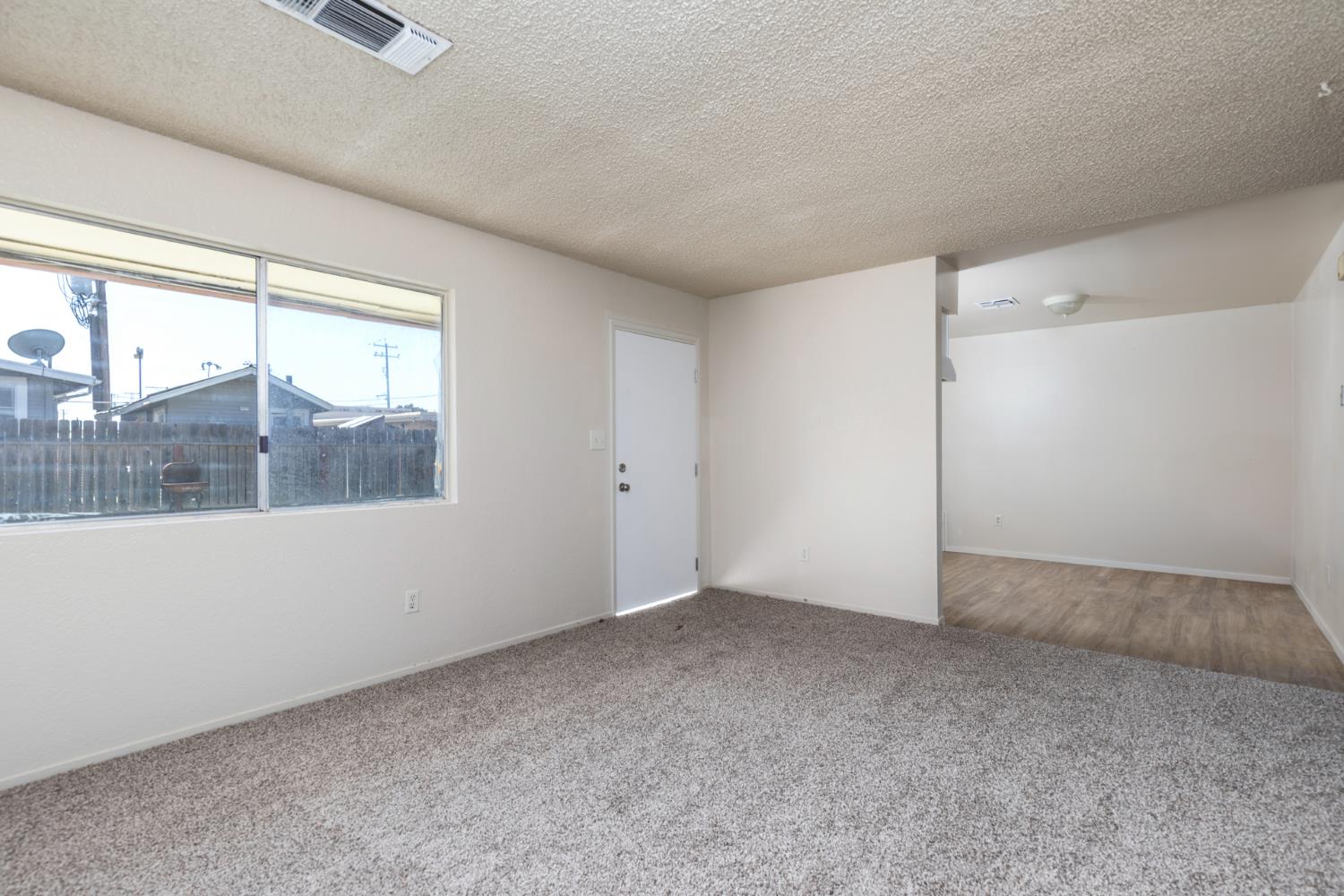 259 N K St, Dinuba, CA 93618