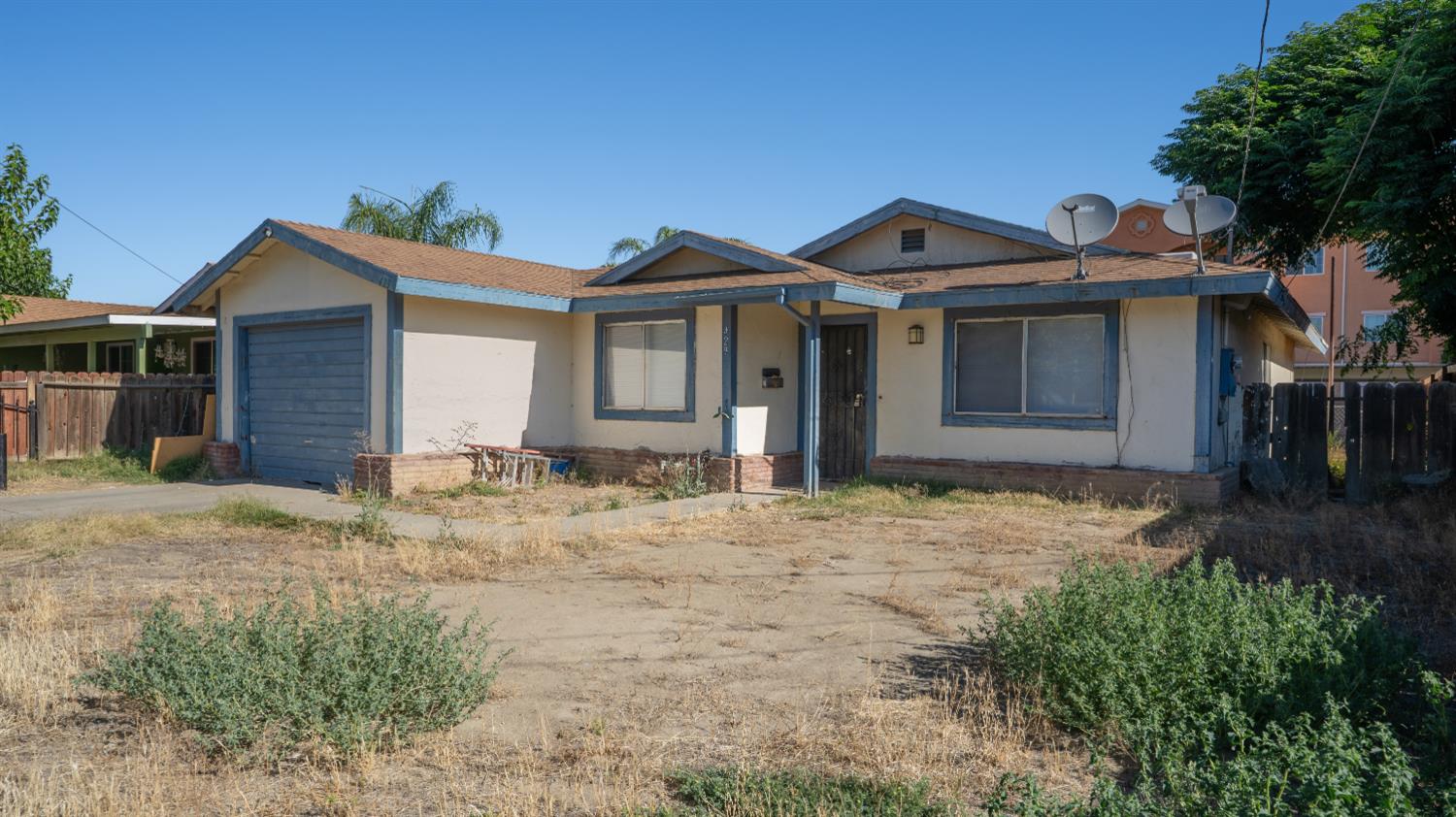 429 E Valley St, Coalinga, CA 93210