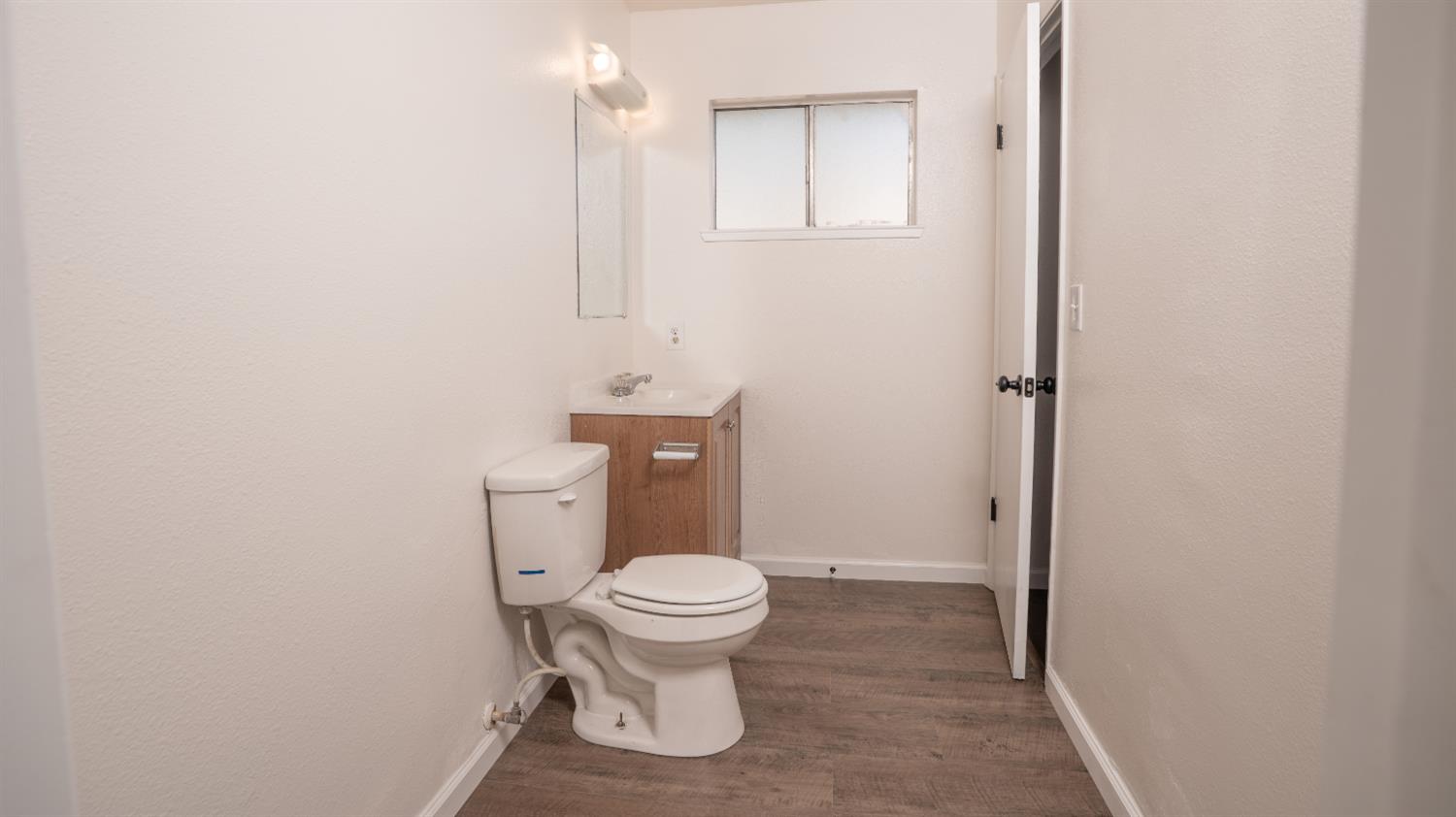 429 E Valley St, Coalinga, CA 93210