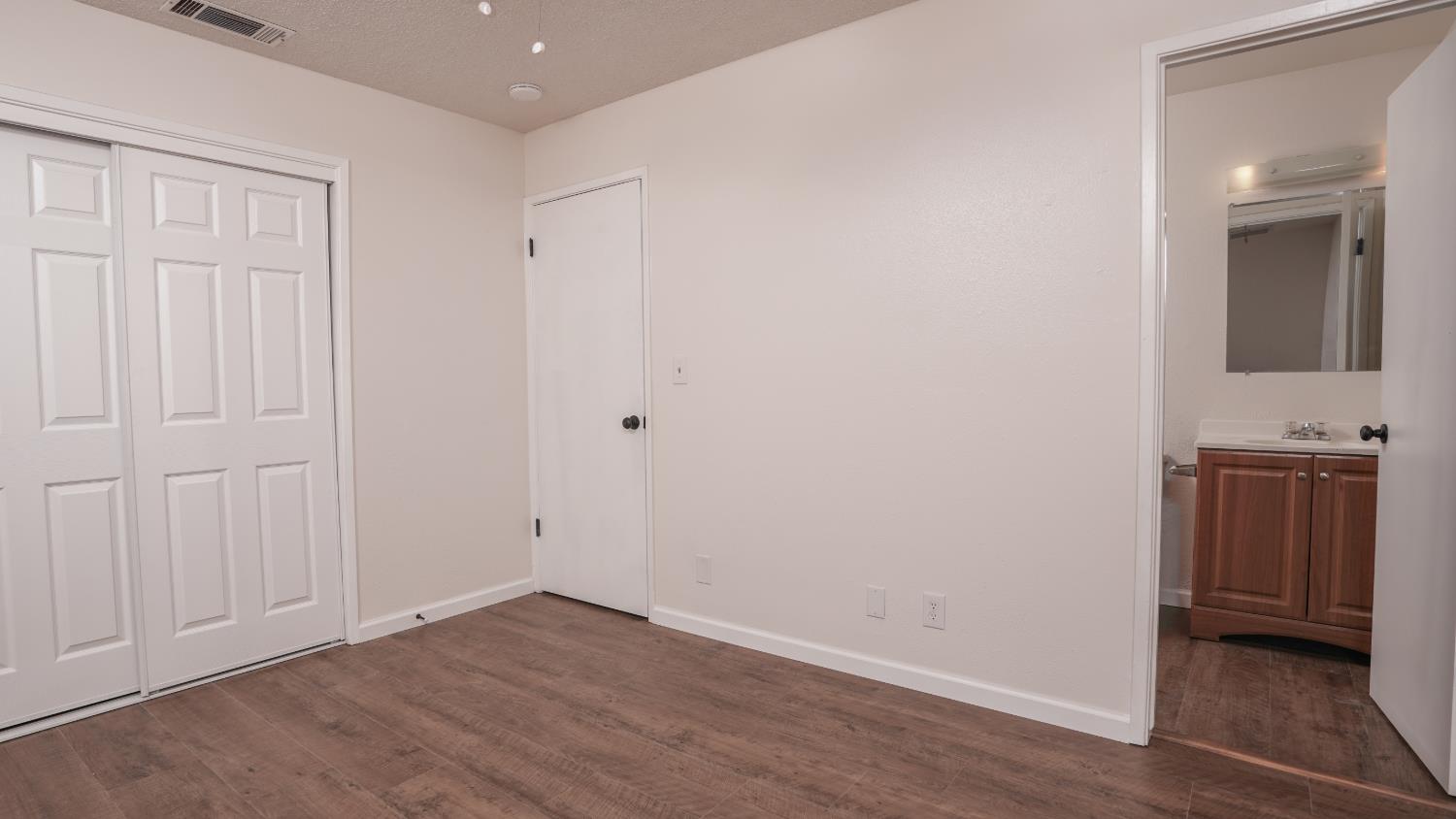 429 E Valley St, Coalinga, CA 93210