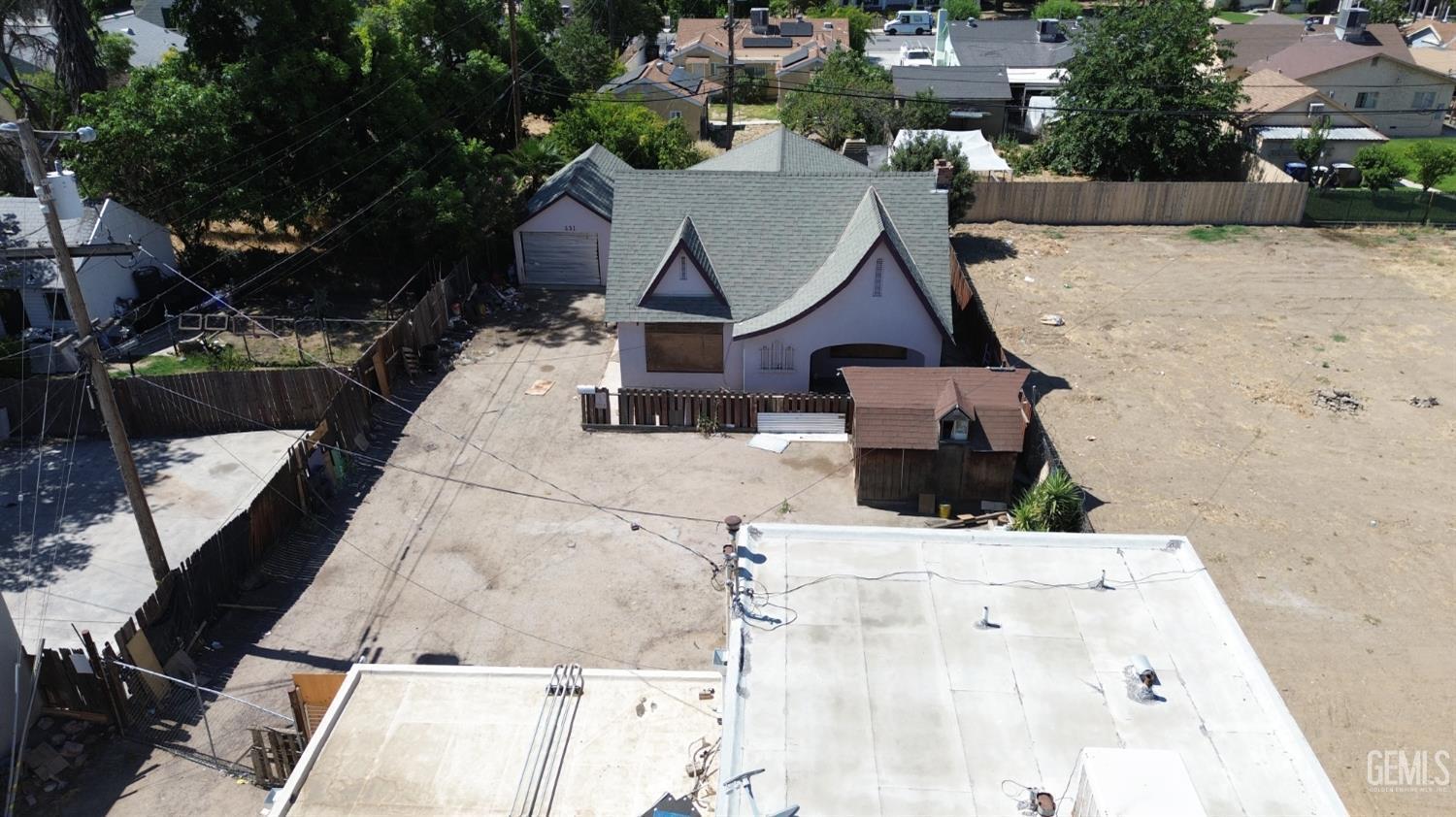 231 California Ave, Bakersfield, CA 93304