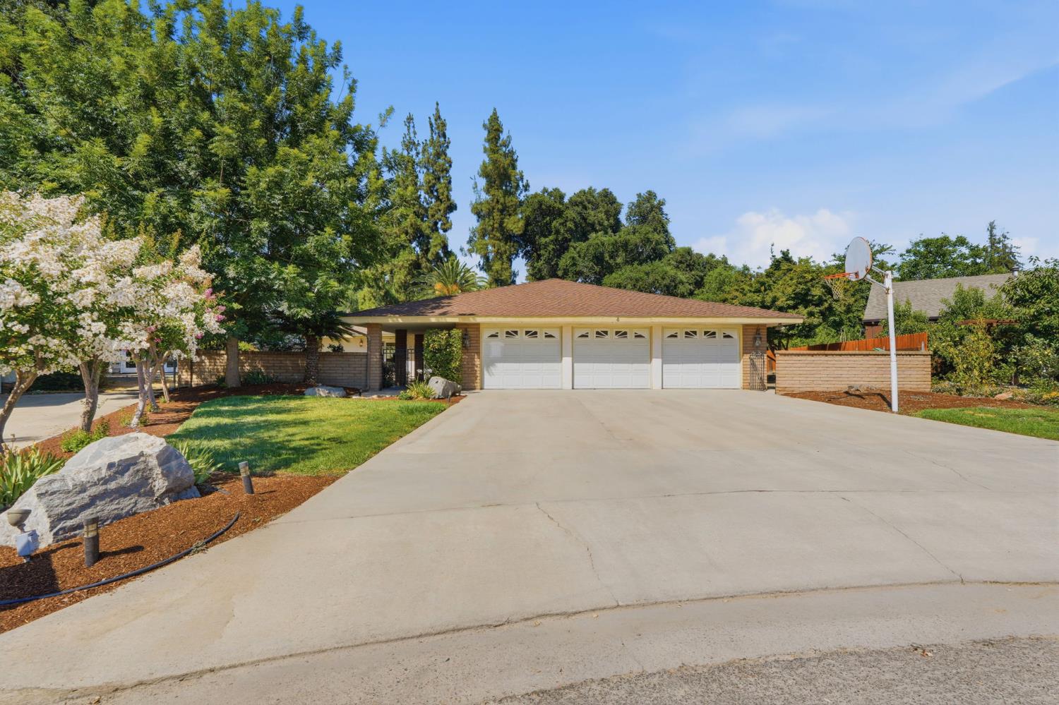 15126 Avenue 312, Visalia, CA 93292