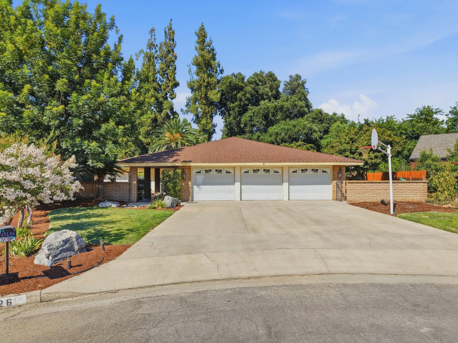 15126 Avenue 312, Visalia, CA 93292