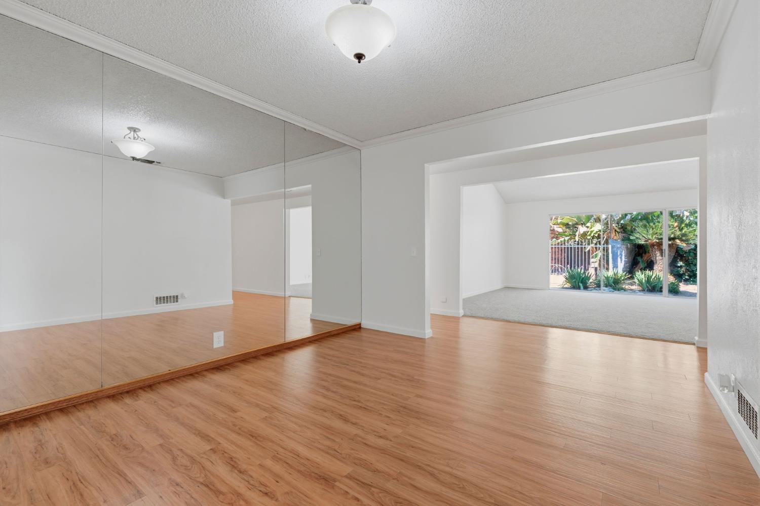 15126 Avenue 312, Visalia, CA 93292