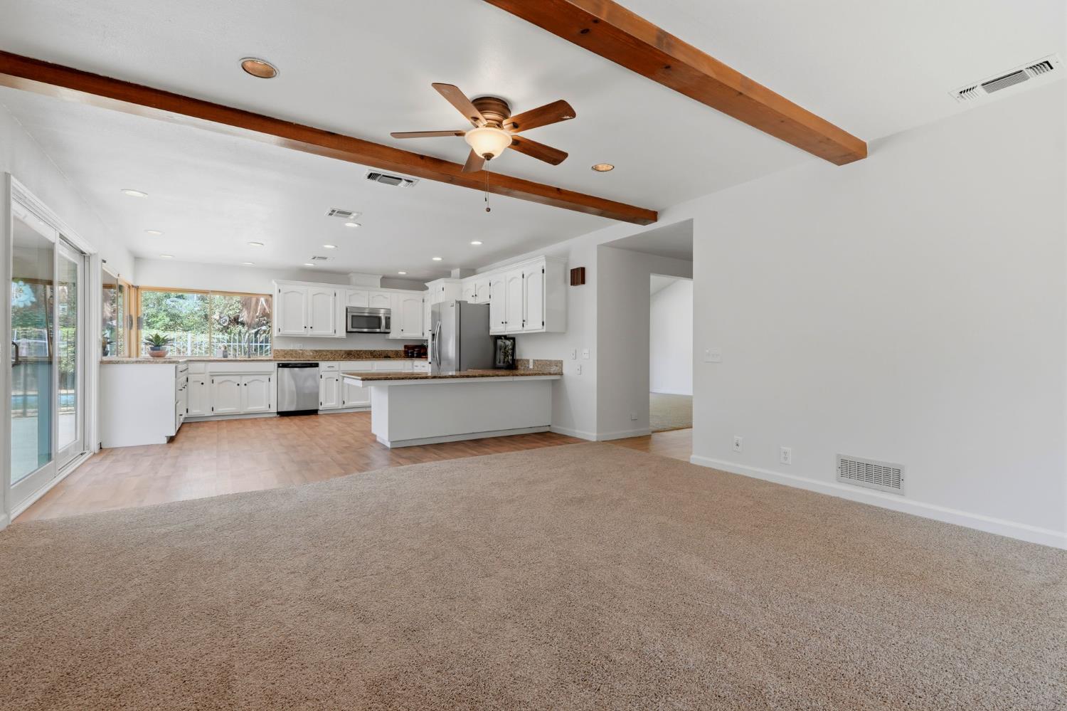 15126 Avenue 312, Visalia, CA 93292
