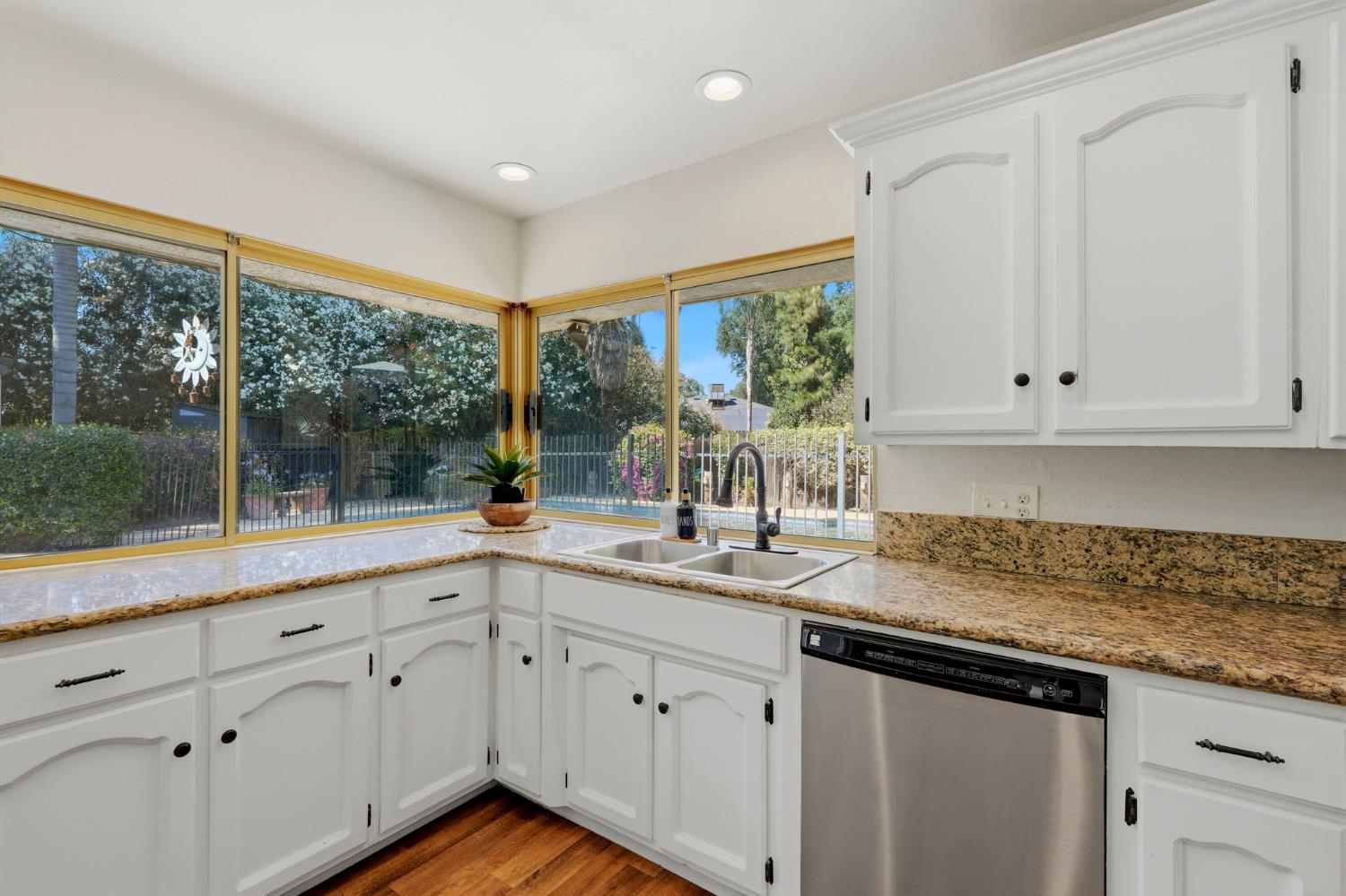 15126 Avenue 312, Visalia, CA 93292