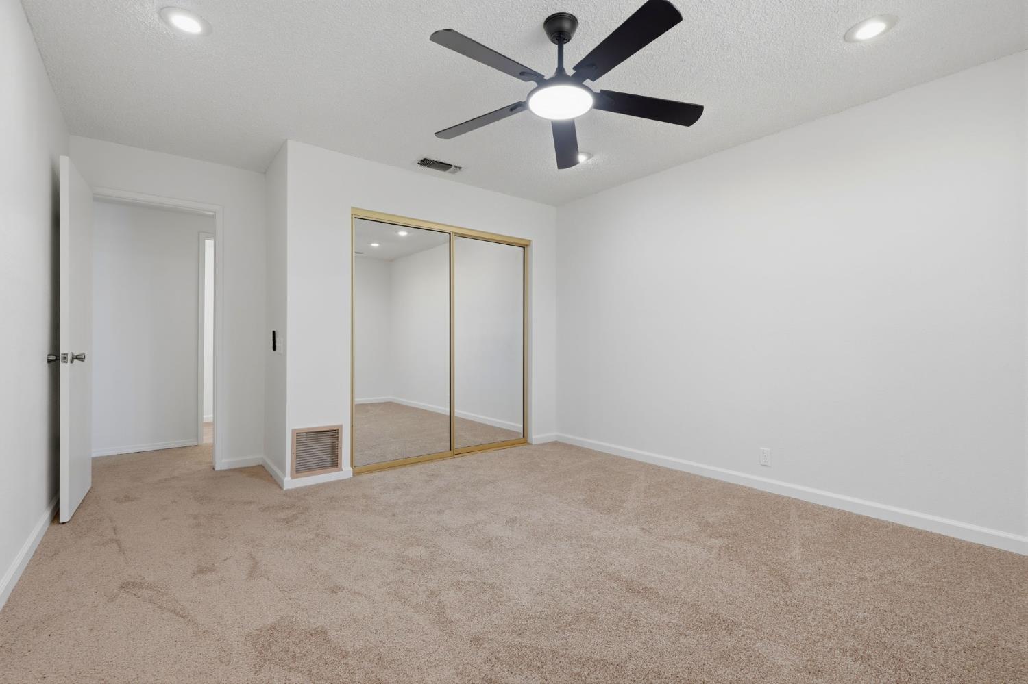 15126 Avenue 312, Visalia, CA 93292
