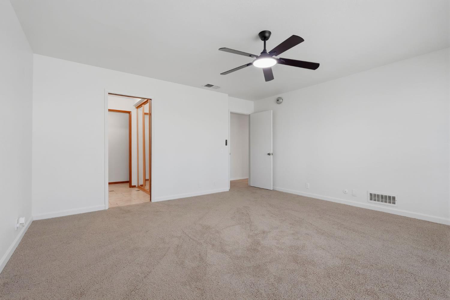 15126 Avenue 312, Visalia, CA 93292