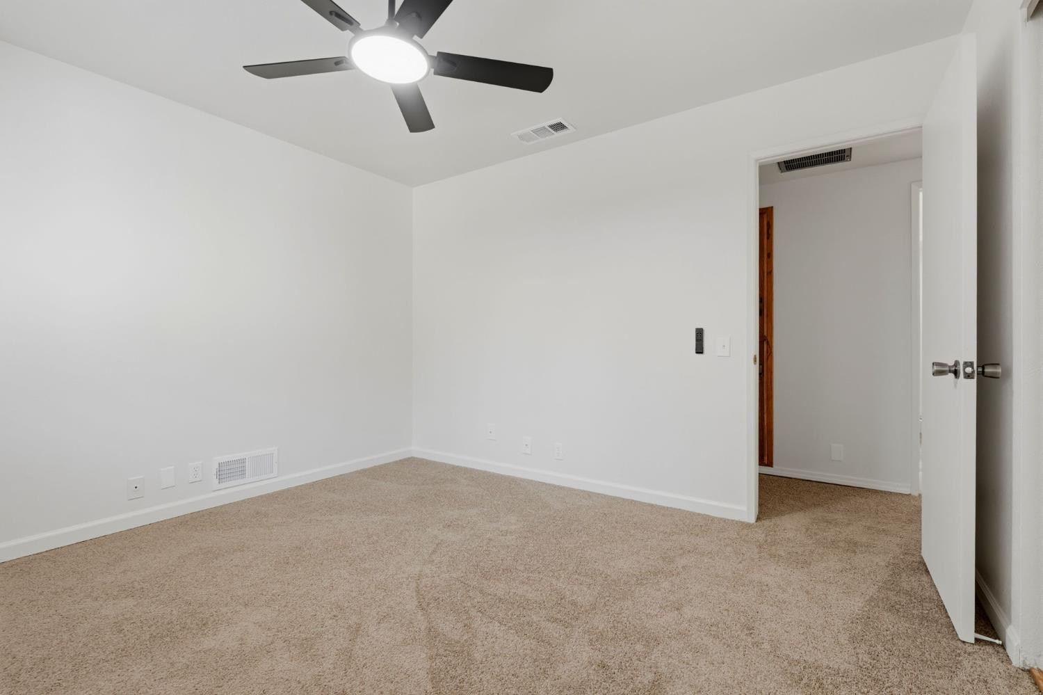 15126 Avenue 312, Visalia, CA 93292